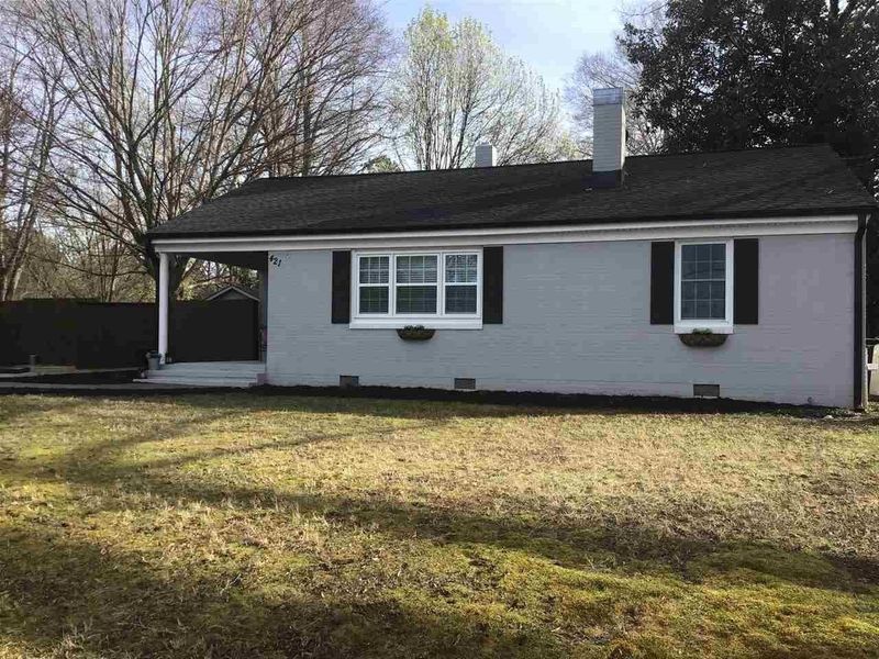 421 W Academy St, Wendell, NC 27591