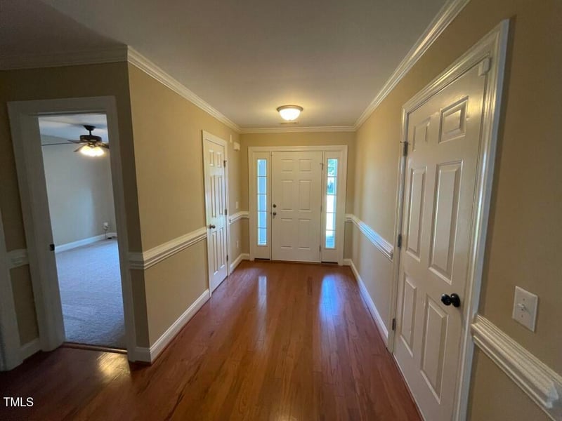421 Braxman Ln, Holly Springs, NC 27540