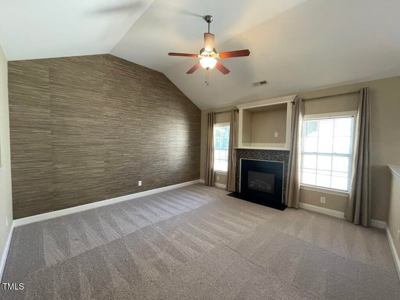 421 Braxman Ln, Holly Springs, NC 27540
