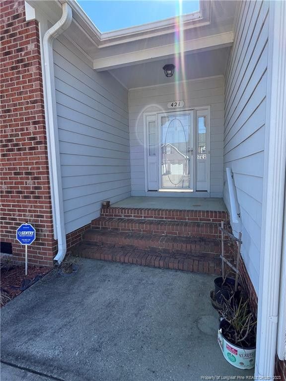 421 Dunblane Way, Fayetteville, NC 28311