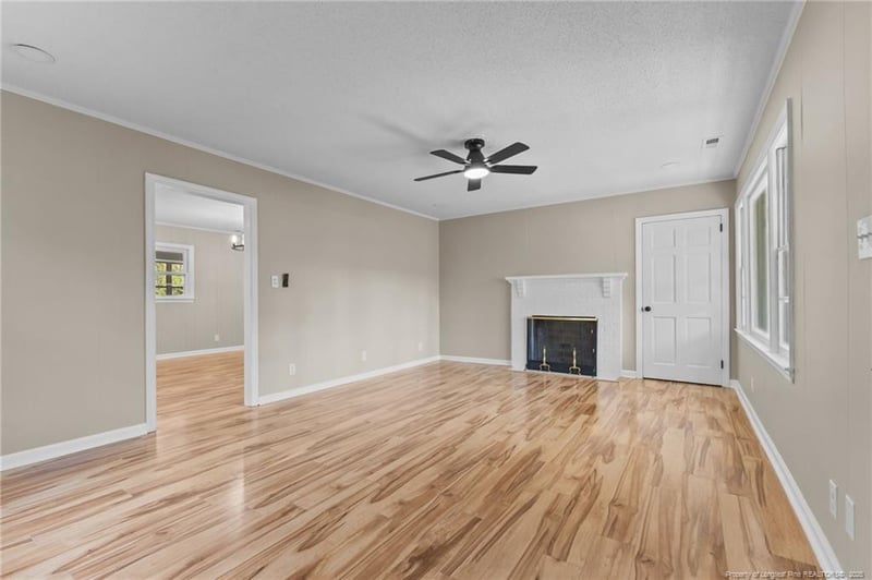 421 Early St, Fayetteville, NC 28311