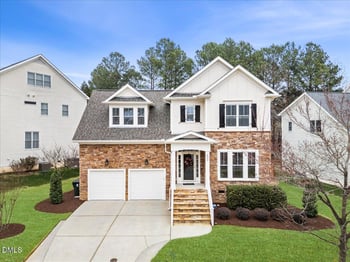 421 Edgepine Dr, Holly Springs, NC 27540