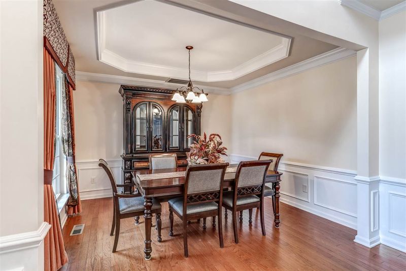 421 Euphoria Cir, Cary, NC 27519
