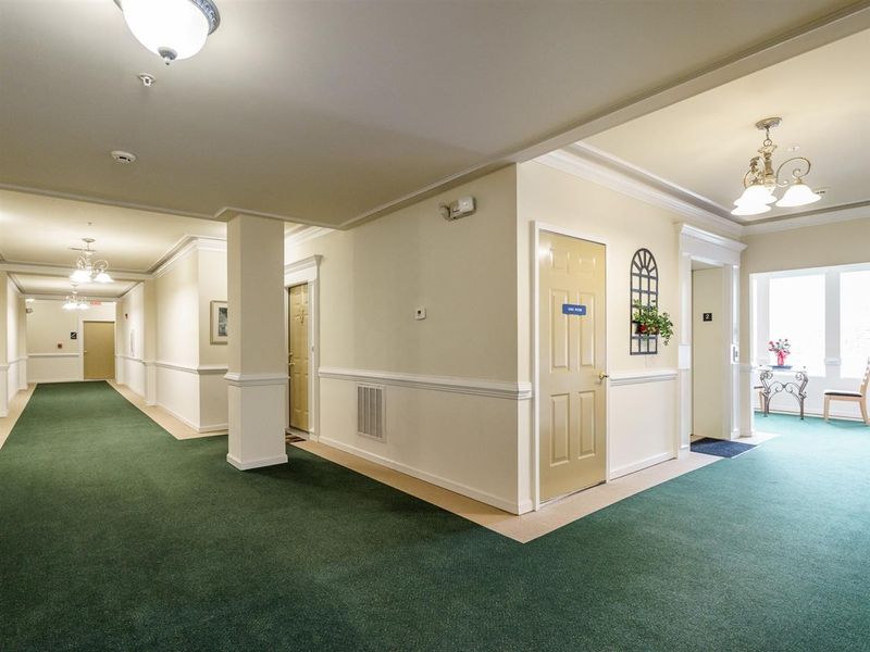 421 Eyam Hall Ln #421, Apex, NC 27502