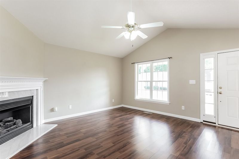 421 Firefly Rd, Holly Springs, NC 27540