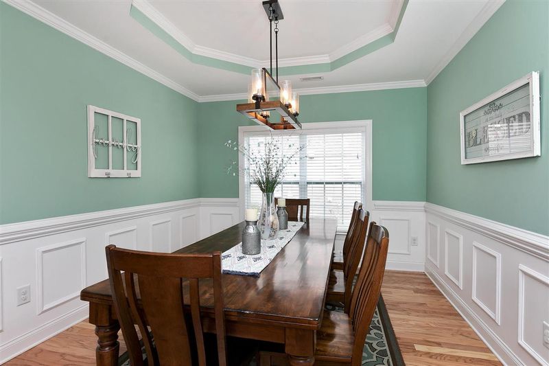 421 Forest Haven Dr, Holly Springs, NC 27540