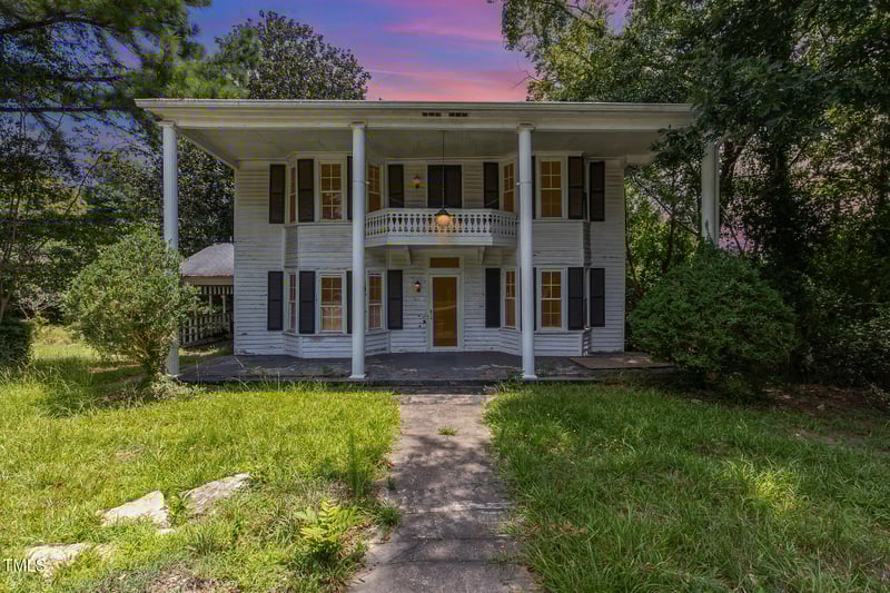 421 Grigsby Ave, Holly Springs, NC 27540