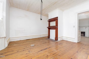 421 Grigsby Ave, Holly Springs, NC 27540