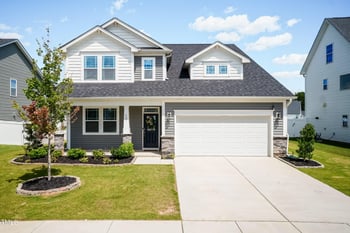 421 Mallard Loop Dr, Clayton, NC 27527