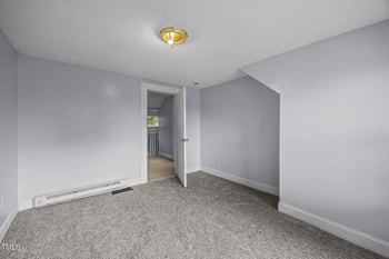 421 Morehead St, Burlington, NC 27215
