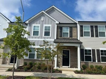 421 Parker Sta Ave, Fuquay Varina, NC 27526