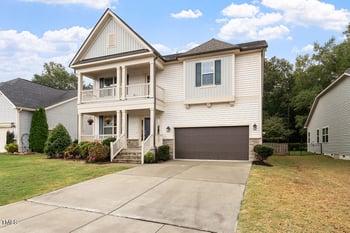 421 Pine Burr St, Fuquay Varina, NC 27526