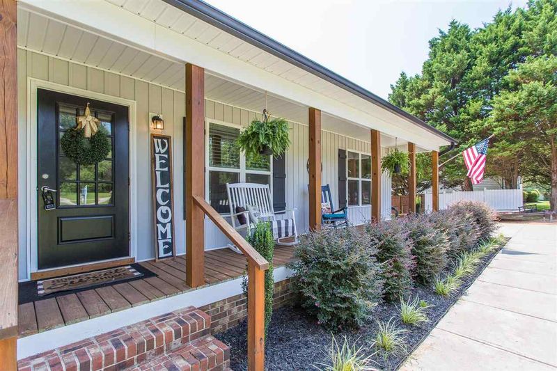 421 Plantation Rd, Clayton, NC 27520