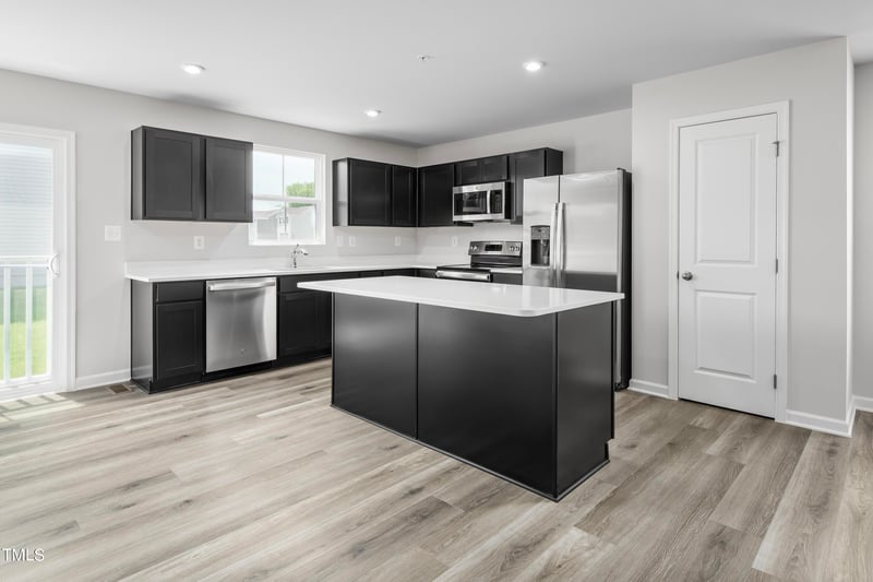 421 Tormore Dr, Sanford, NC 27330