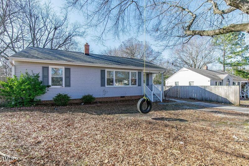 421 Wade St, Burlington, NC 27215