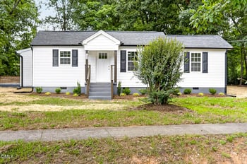 421 Webb St, Mebane, NC 27302