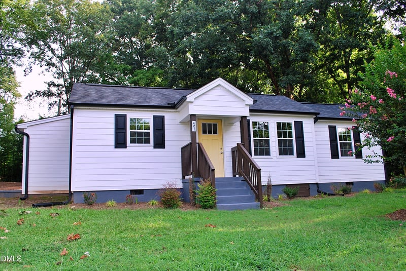 421 E Webb St, Mebane, NC 27302