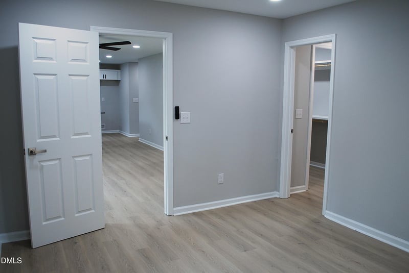 421 E Webb St, Mebane, NC 27302