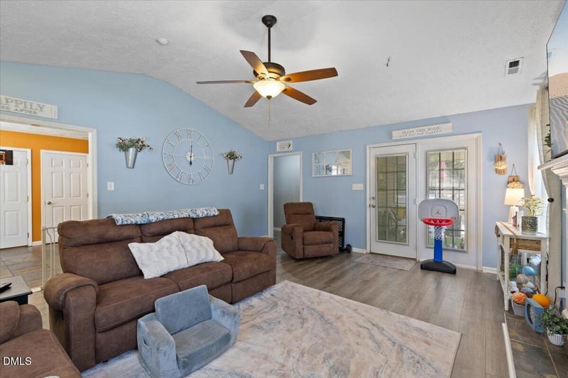4210 Achilles Dr, Hope Mills, NC 28348