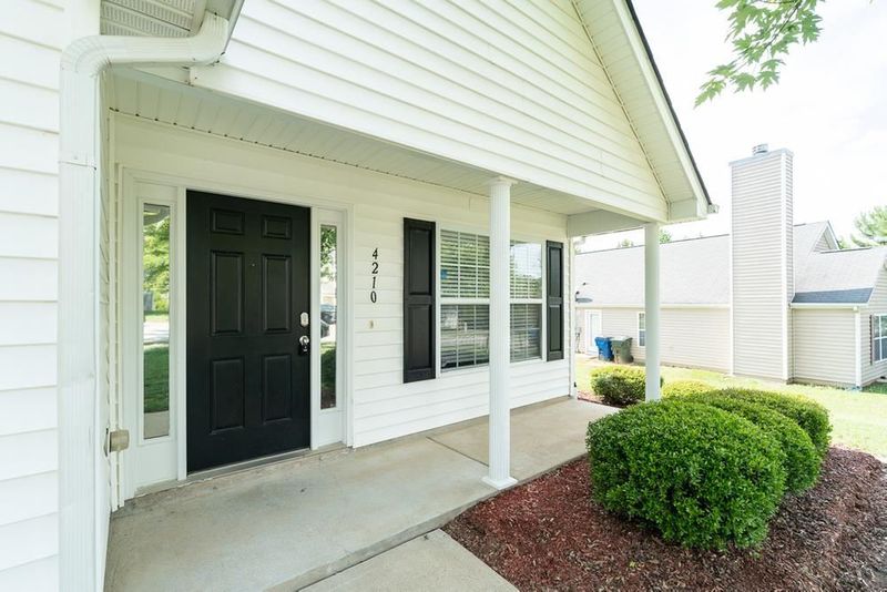 4210 Grandover Dr, Raleigh, NC 27610