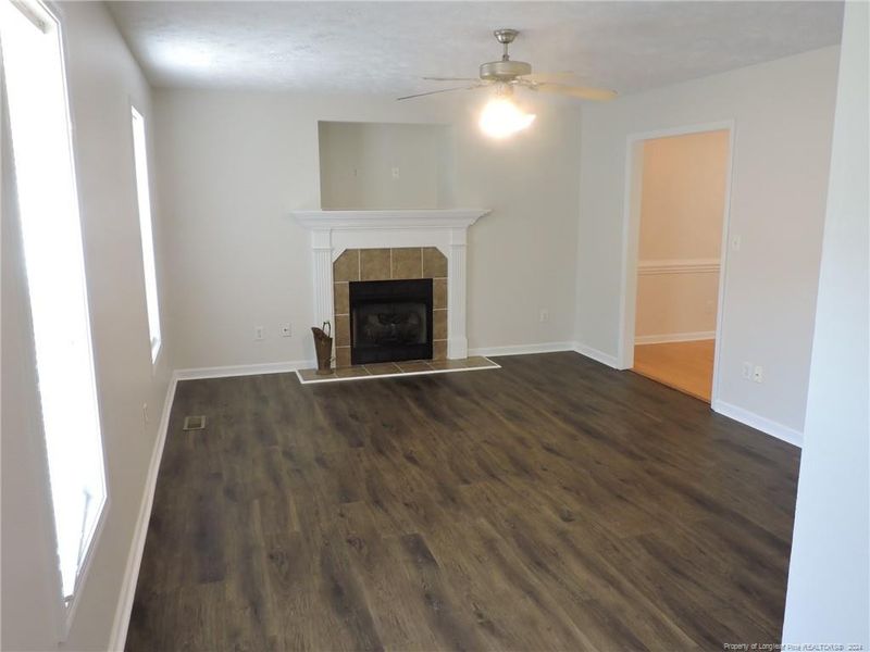 4210 Redmill Ln, Hope Mills, NC 28348