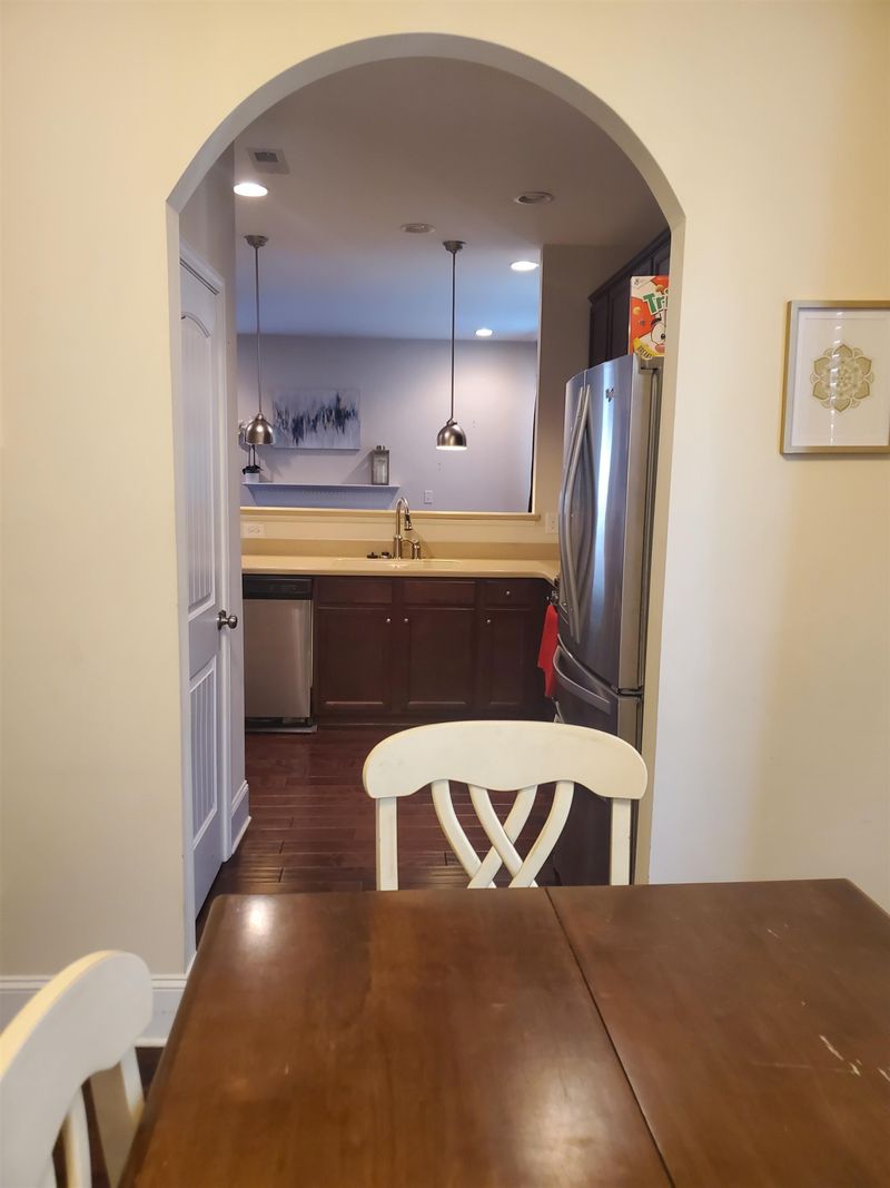 4211 Dunkirk Dr, Burlington, NC 27215