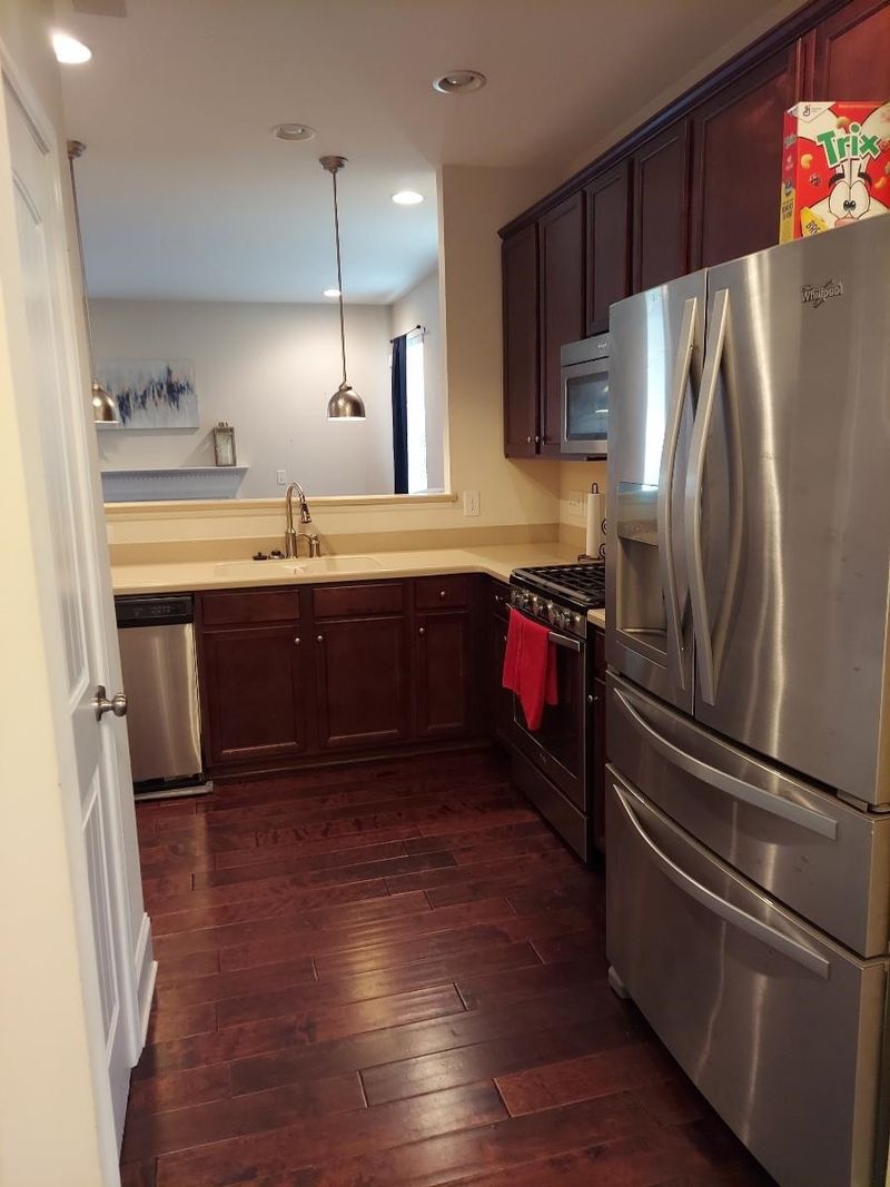 4211 Dunkirk Dr, Burlington, NC 27215