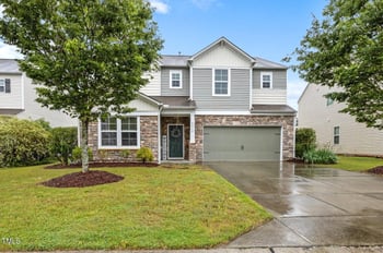 4212 Auburn Hills Dr, Raleigh, NC 27616