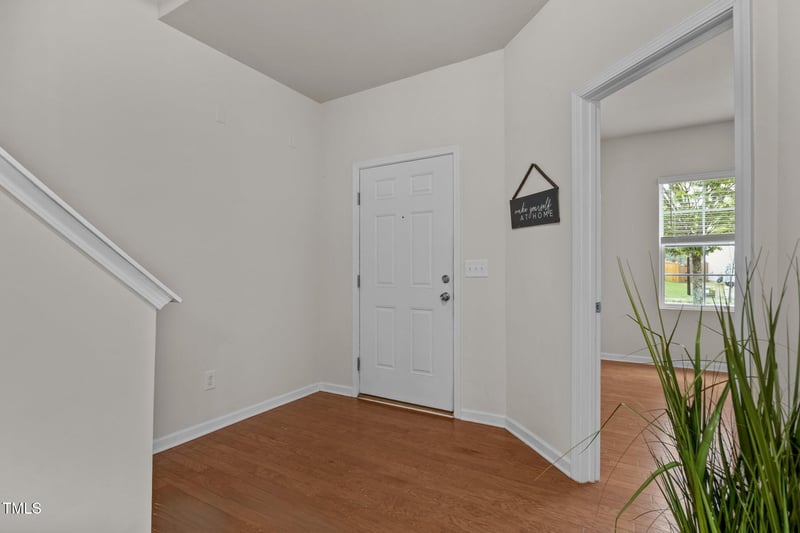 4212 Auburn Hills Dr, Raleigh, NC 27616