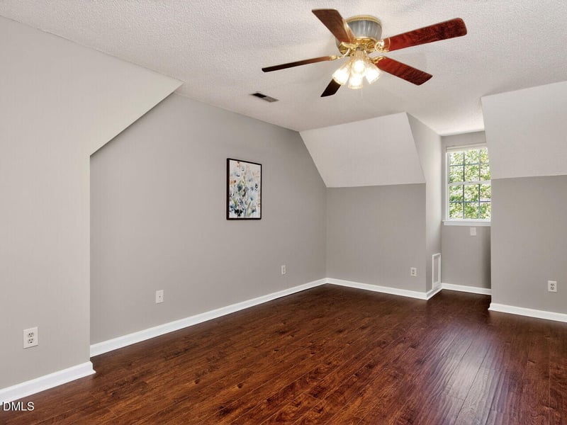 4212 Bluffs Ln, Durham, NC 27712
