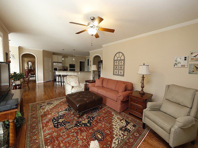 4212 Fawn Lily Dr, Wake Forest, NC 27587