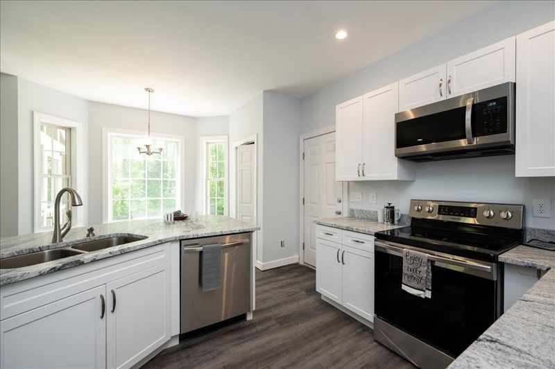 4212 Olive Hill Dr, Holly Springs, NC 27540