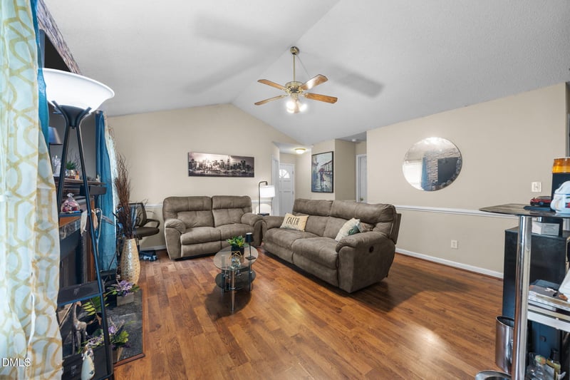 4212 Rockside Hills Dr, Raleigh, NC 27603