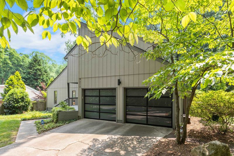 4212 Wingate Dr, Raleigh, NC 27609
