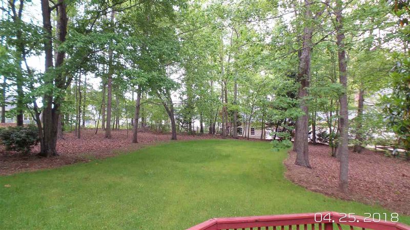 4213 Belnap Dr, Apex, NC 27539