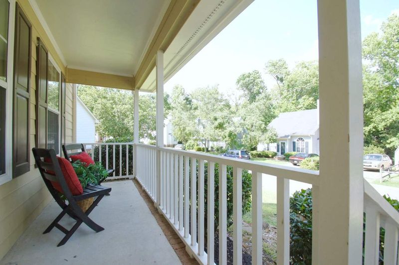 4213 Bluffs Ln, Durham, NC 27712