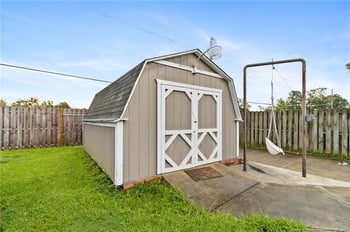 4213 Buckhurst Dr, Hope Mills, NC 28348