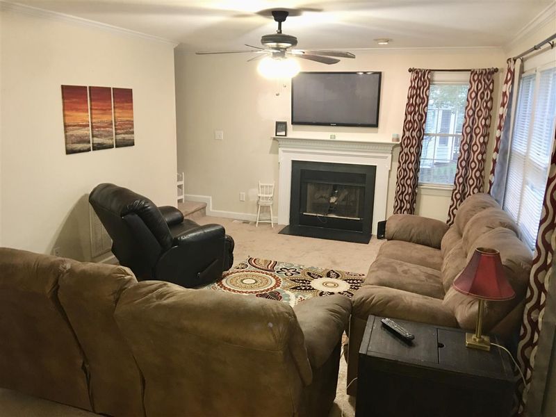 4213 Mangrove Dr, Raleigh, NC 27616