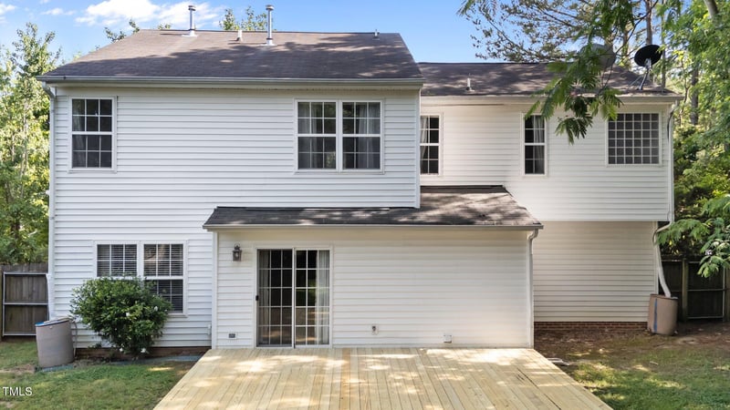 4213 Stoneford Trace Dr, Raleigh, NC 27616