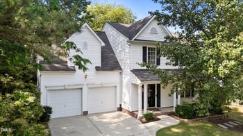 4213 Stoneford Trace Dr, Raleigh, NC 27616