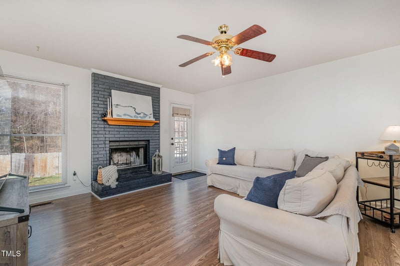 4213 Timberbrook Dr, Raleigh, NC 27616