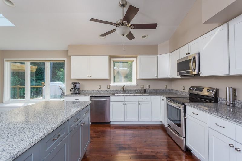 4213 Tolchester Pl, Raleigh, NC 27613
