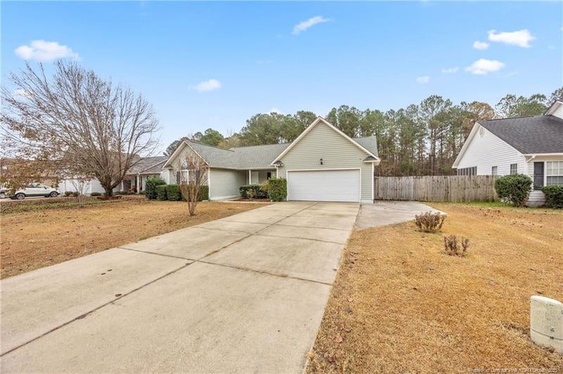 4216 Achilles Dr, Hope Mills, NC 28348