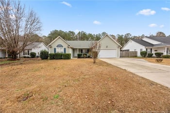 4216 Archilles Dr, Hope Mills, NC 28348