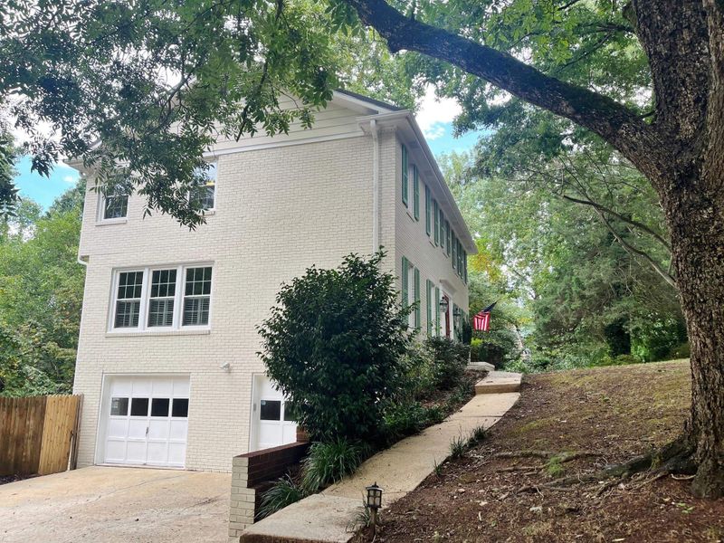 4216 Converse Dr, Raleigh, NC 27609