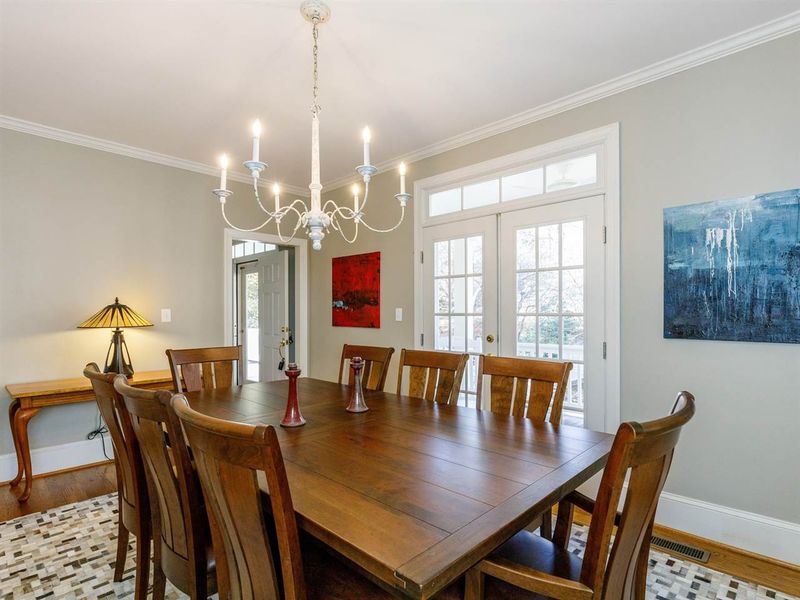 4216 Glen Laurel Dr, Raleigh, NC 27612