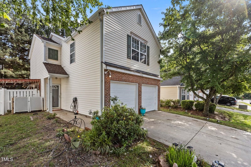 4216 Lake Woodard Dr, Raleigh, NC 27604