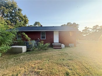 4216 Rosehill Rd, Fayetteville, NC 28311
