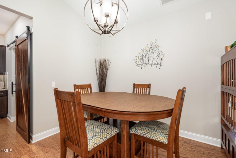 4216 Vineyard Ridge Dr, Zebulon, NC 27597