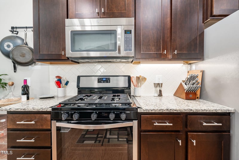 4216 Vineyard Ridge Dr, Zebulon, NC 27597